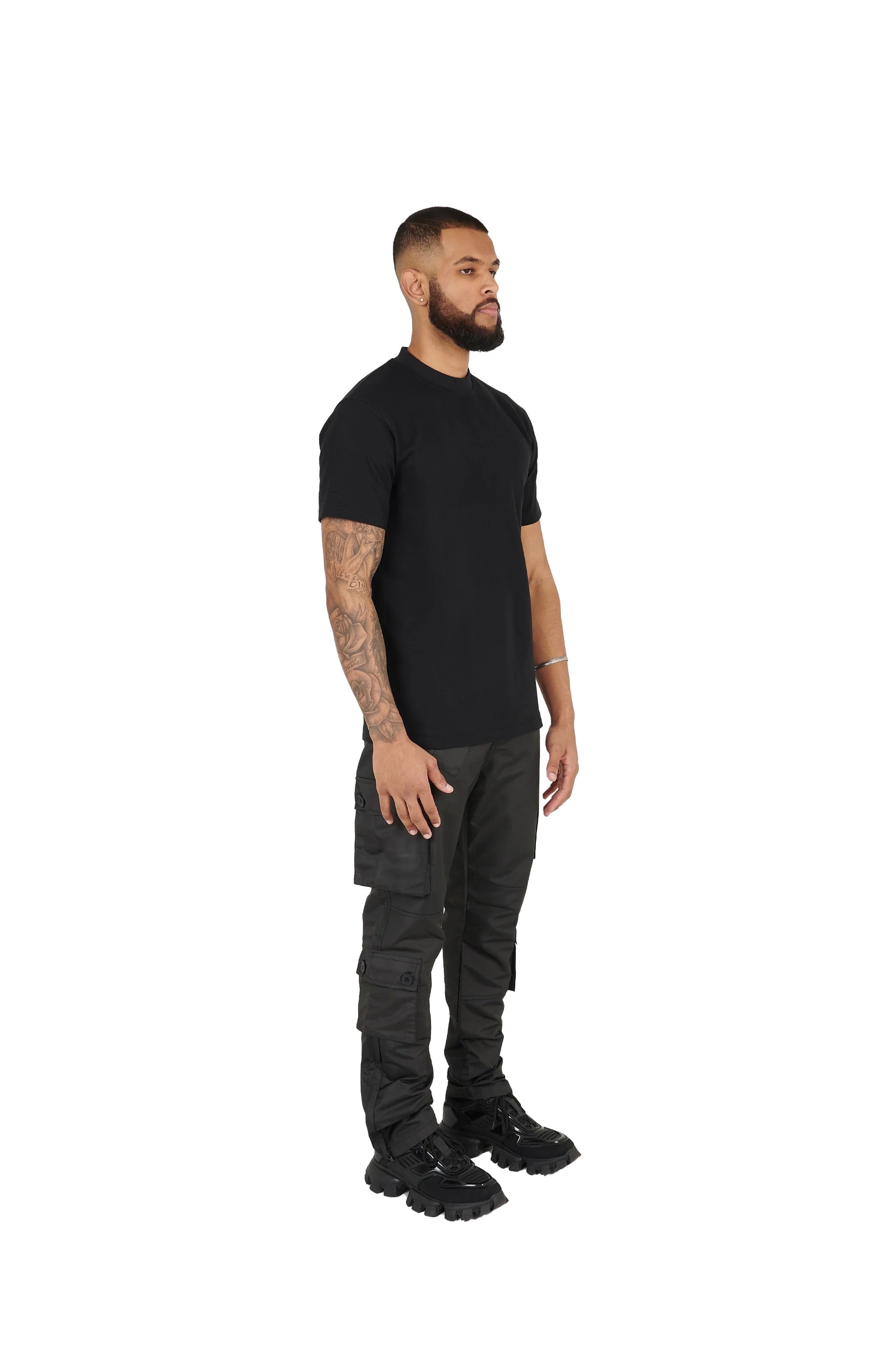 ultra_luxury_regular_fit_tshirts_black_j